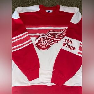 Starter Men’s Detroit Red Wings Defense Crewneck Pullover Sweatshirt